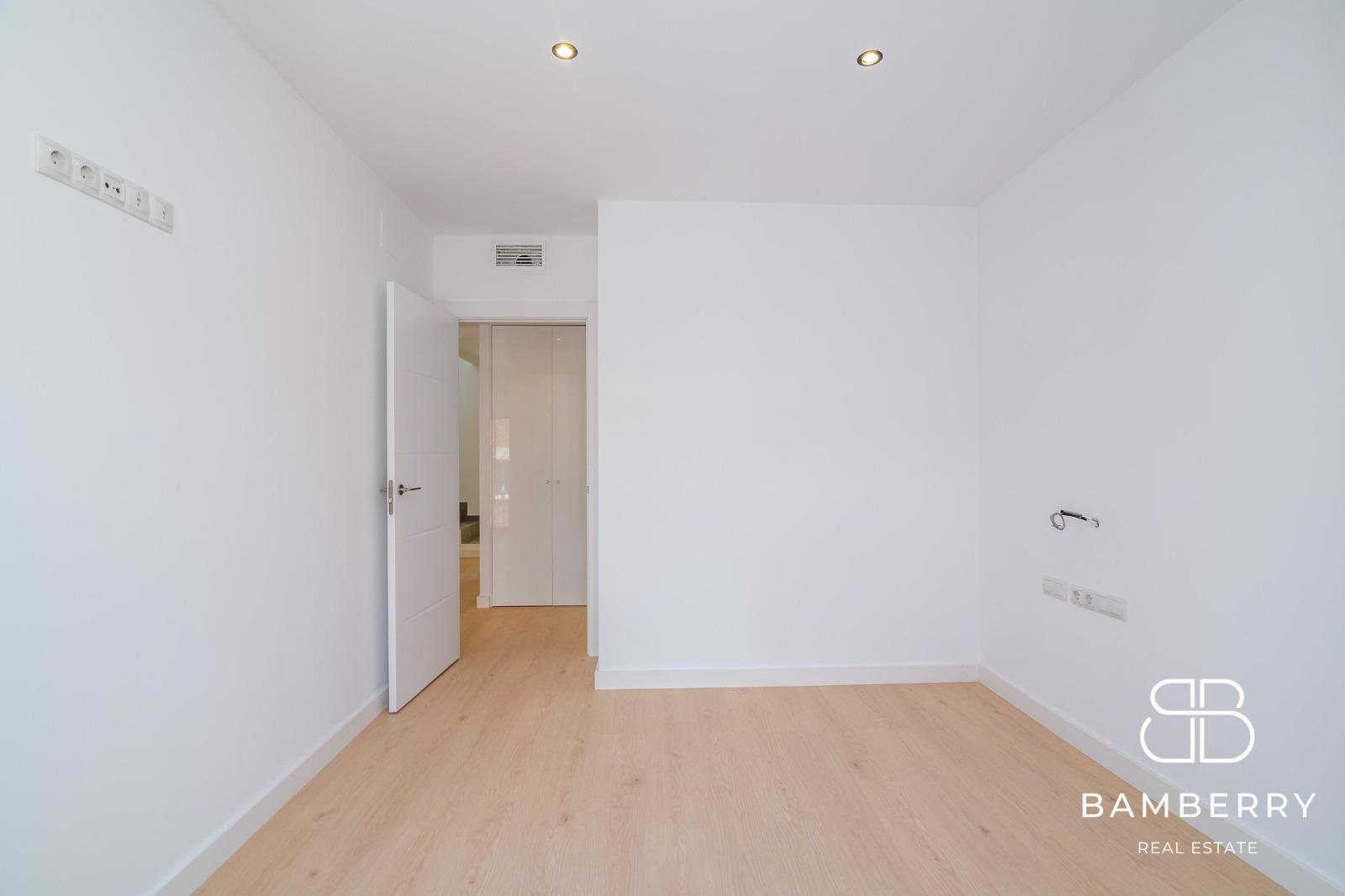 ÁTICO DÚPLEX DE OBRA NUEVA CON 2 TERRAZAS Y ASCENSOR DIRECTO A LA VIVIENDA-48
