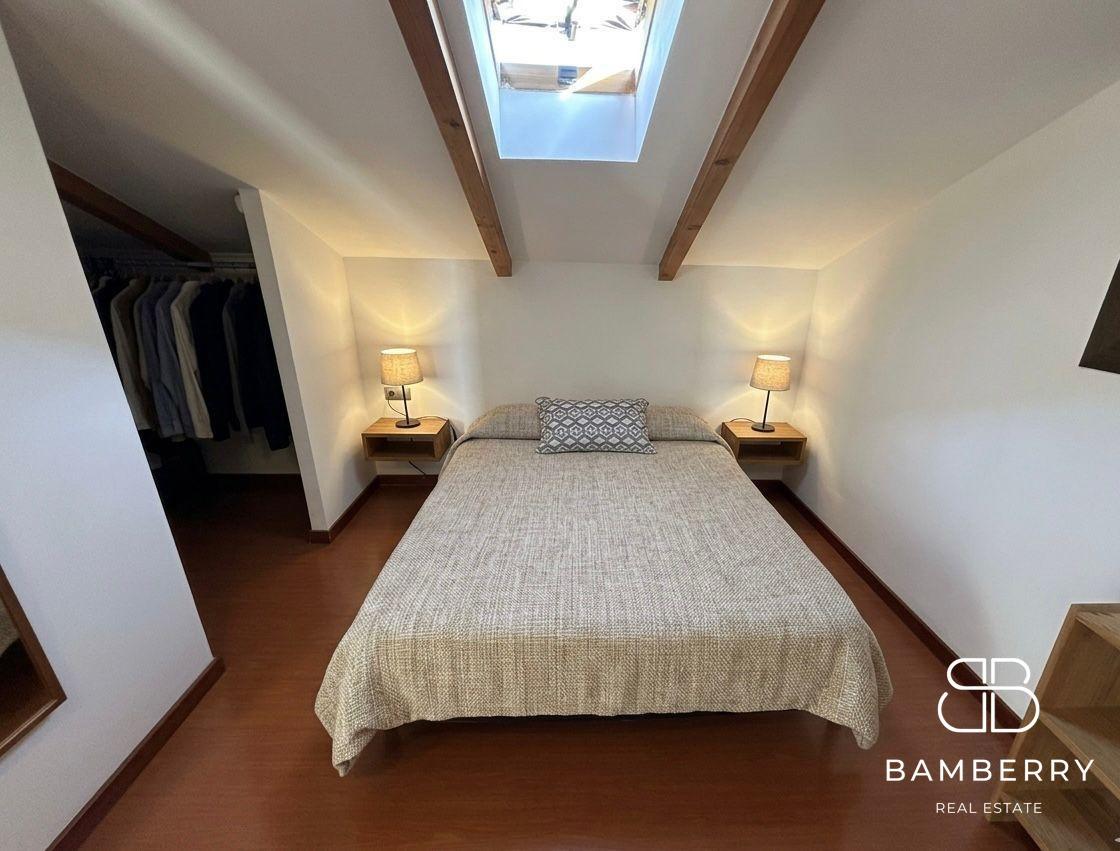 CASA CON JARDÍN Y DOS PLANTAS EN PARCELA DE 241 m²-17
