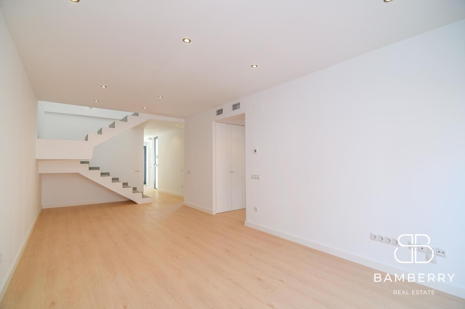 ÀTIC DÚPLEX D’OBRA NOVA AMB 2 TERRASSES I ASCENSOR DIRECTE A L’HABITATGE-4