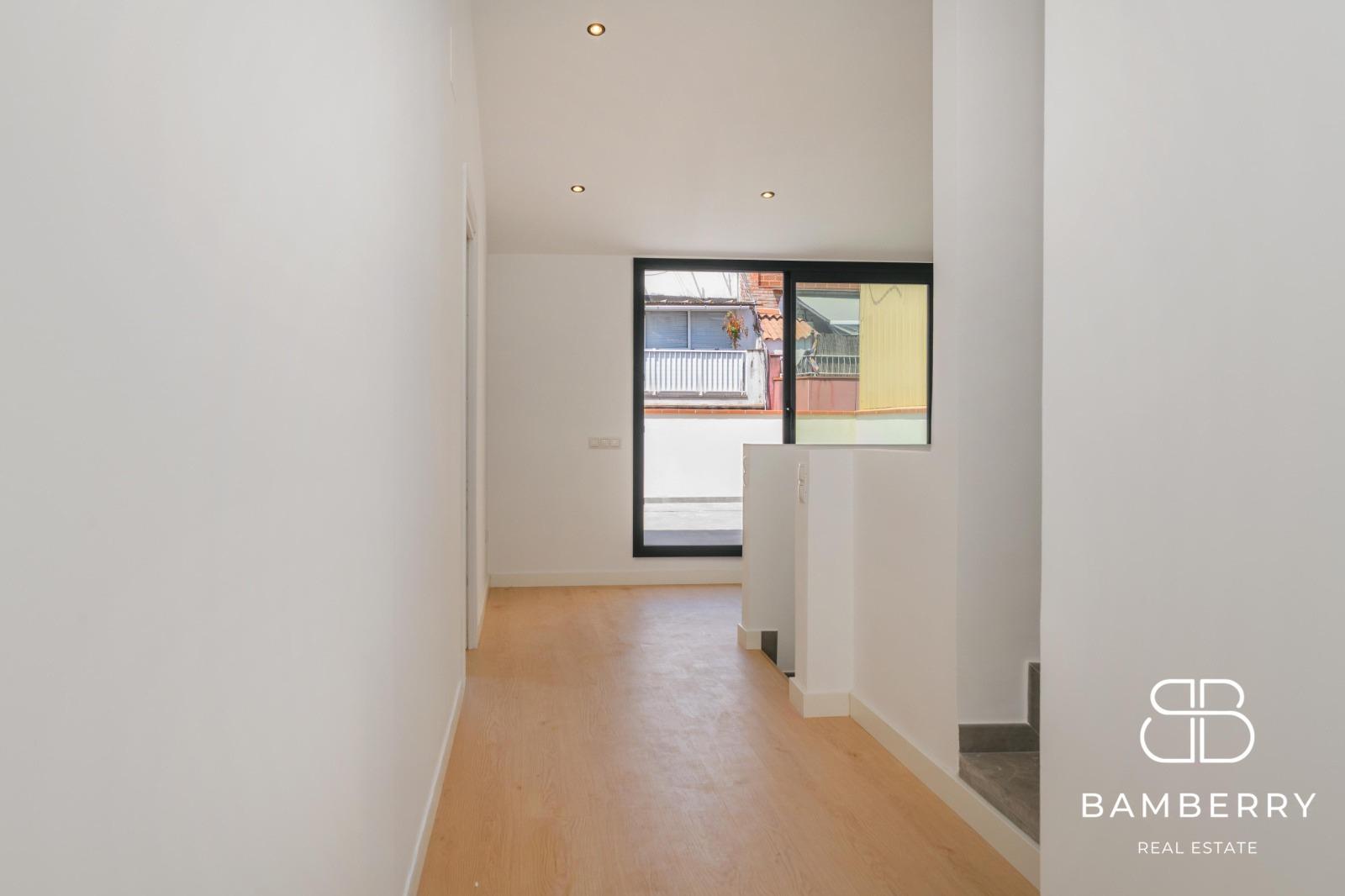 ÀTIC DÚPLEX D’OBRA NOVA AMB 2 TERRASSES I ASCENSOR DIRECTE A L’HABITATGE-17