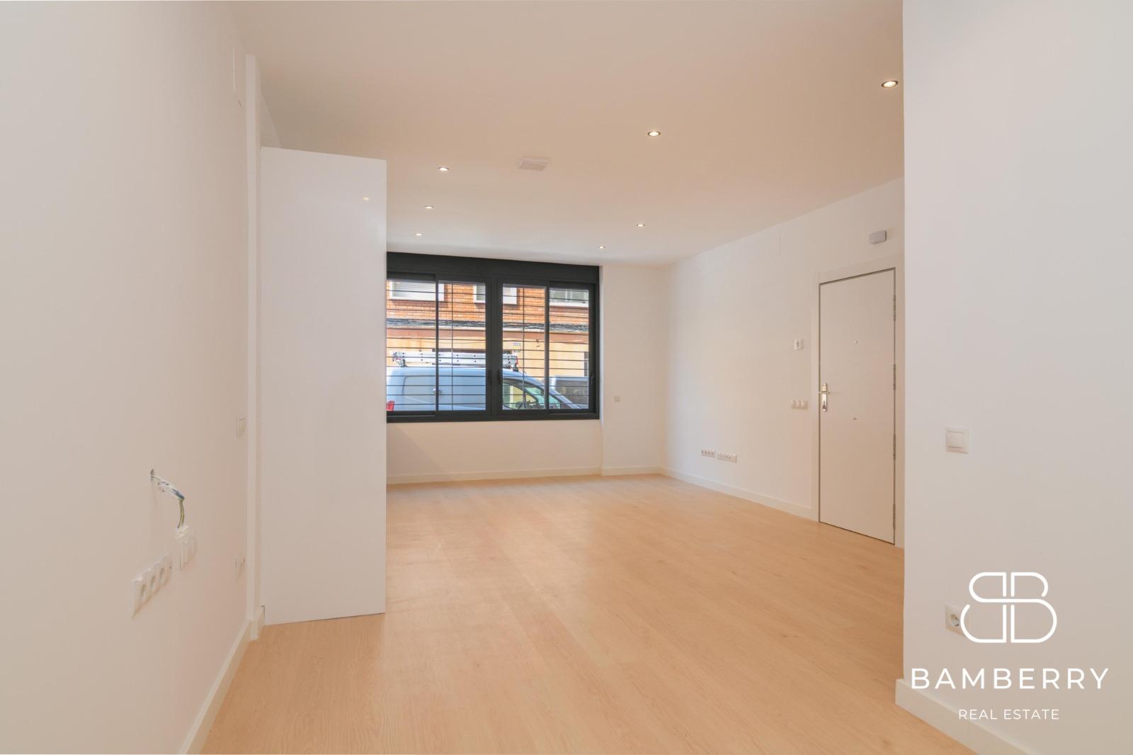 CHARMING 1-BEDROOM LOFT IN SANT BOI DE LLOBREGAT-17