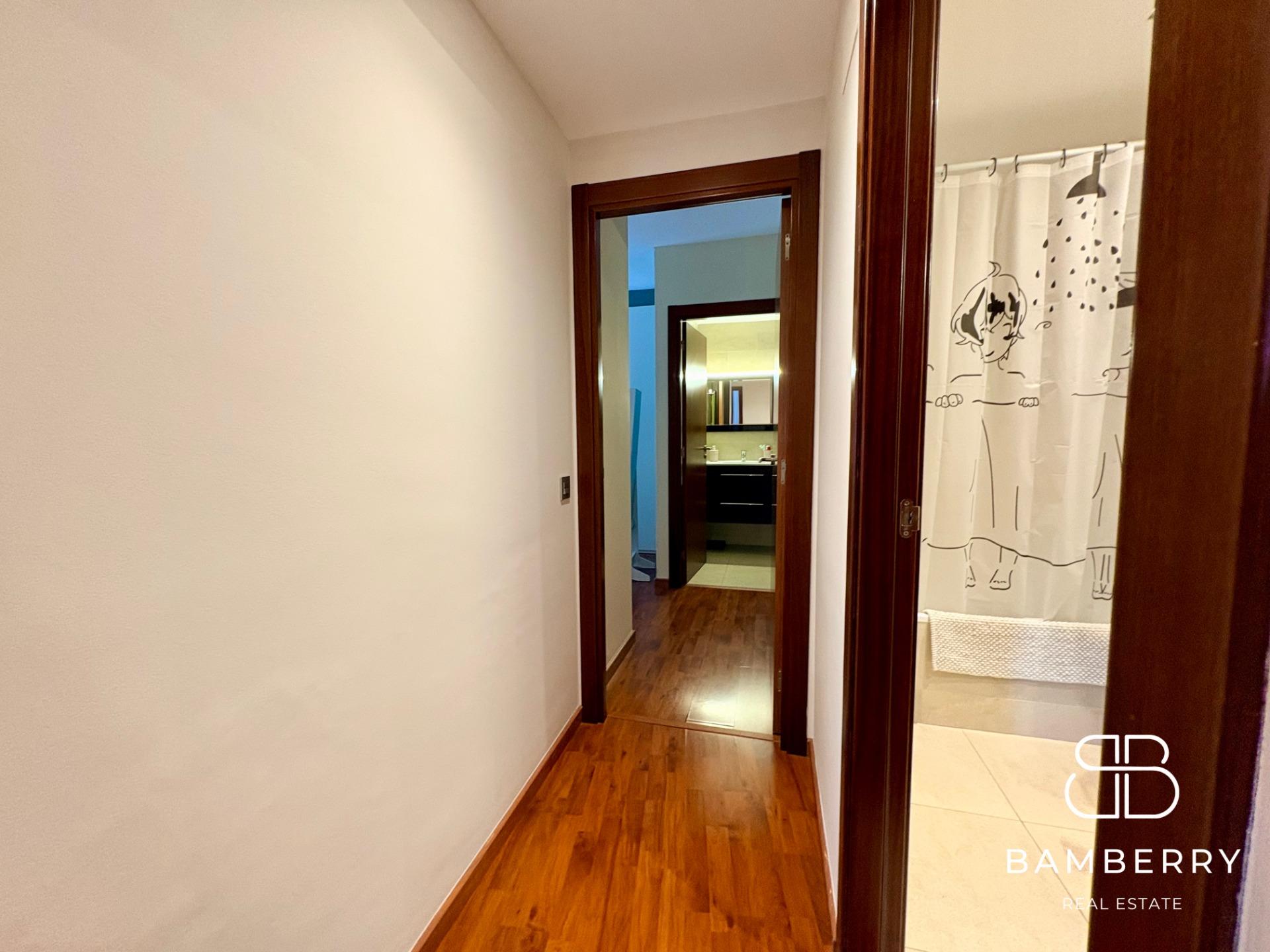 PISO DE 3 HABITACIONES CON 2 BALCONES EN CASTELLDEFELS | FINCA SEMINUEVA CON ASCENSOR-4