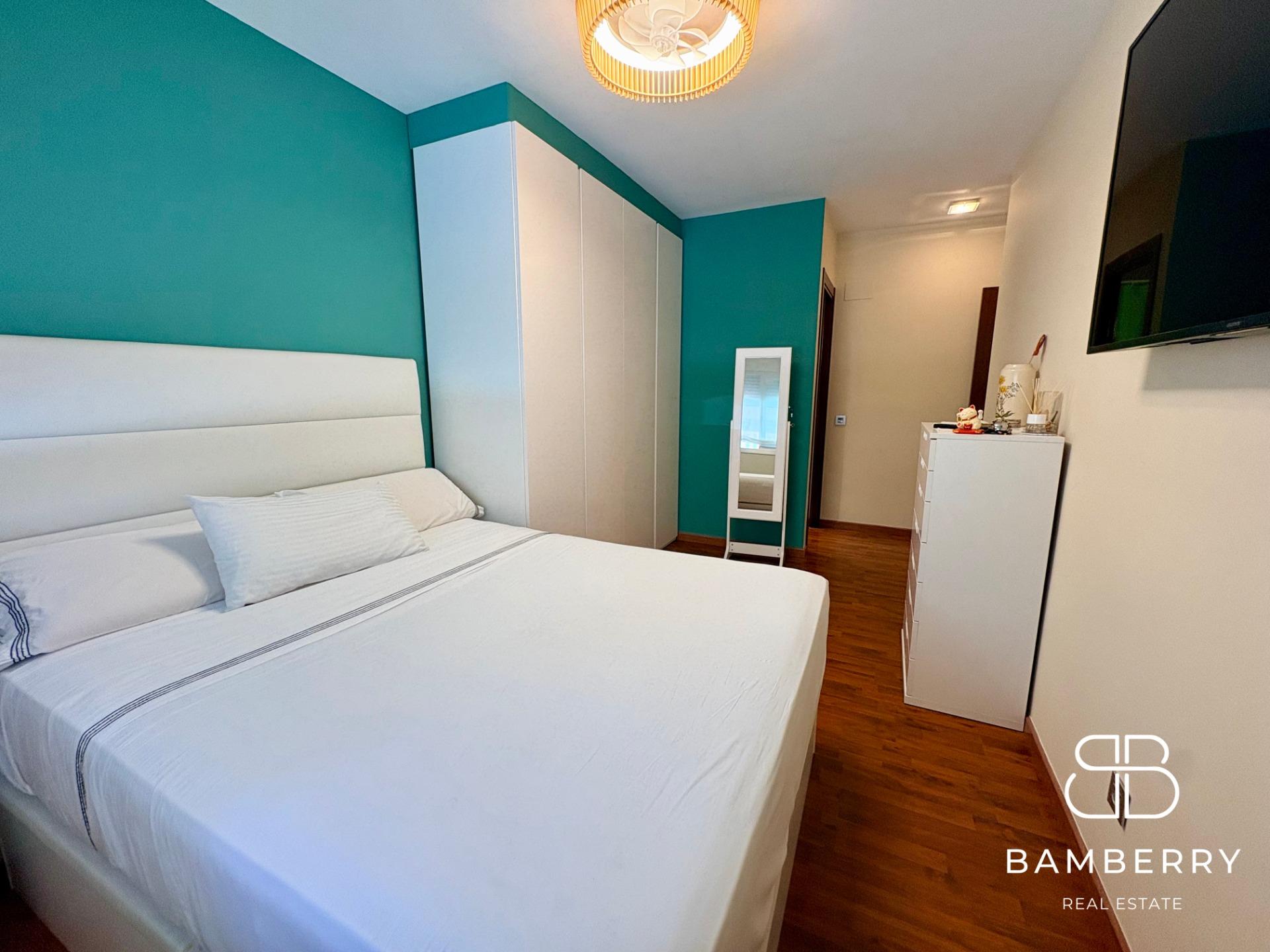 PISO DE 3 HABITACIONES CON 2 BALCONES EN CASTELLDEFELS | FINCA SEMINUEVA CON ASCENSOR-9