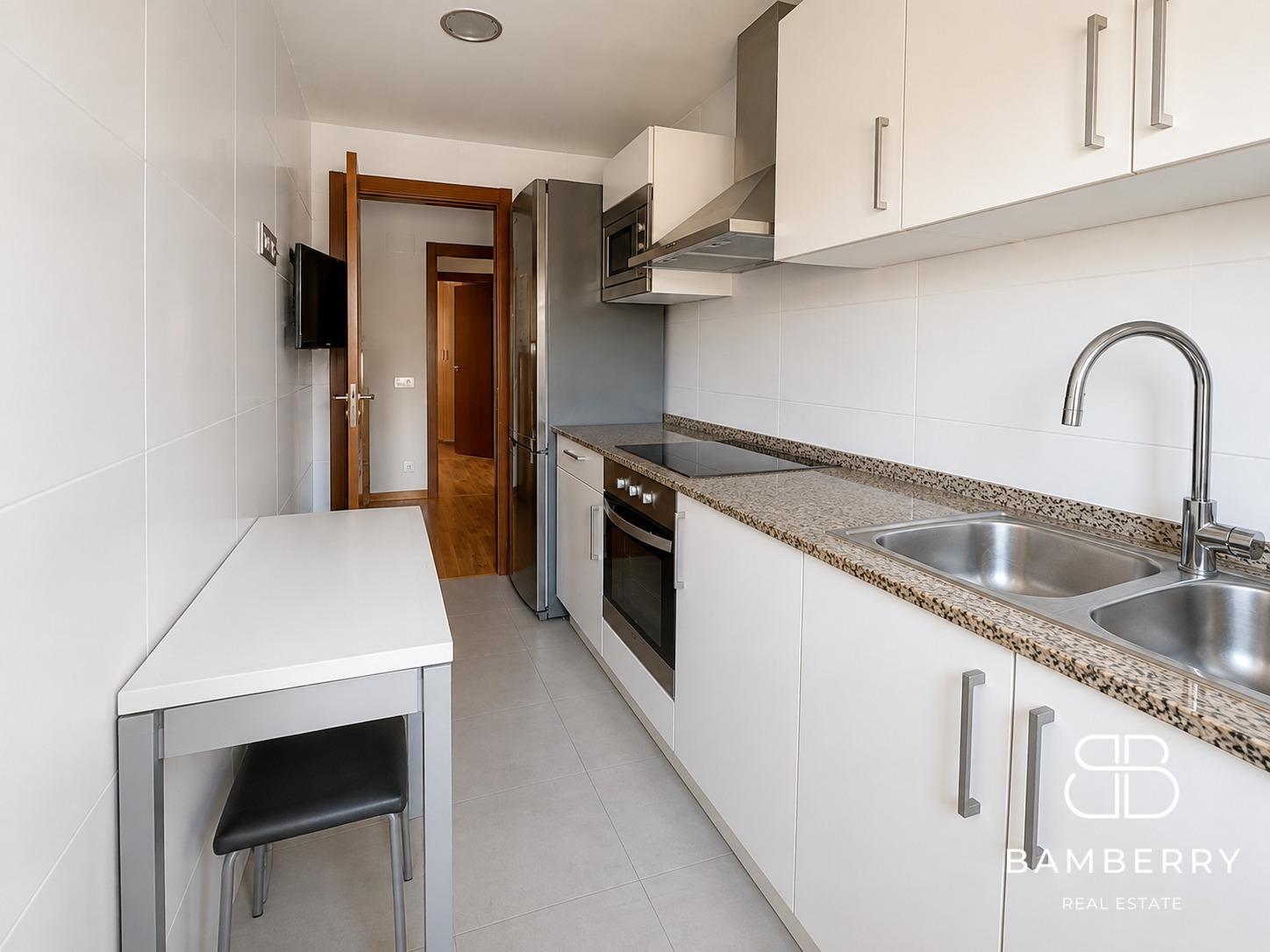 PISO DE 3 HABITACIONES CON 2 BALCONES EN CASTELLDEFELS | FINCA SEMINUEVA CON ASCENSOR-15