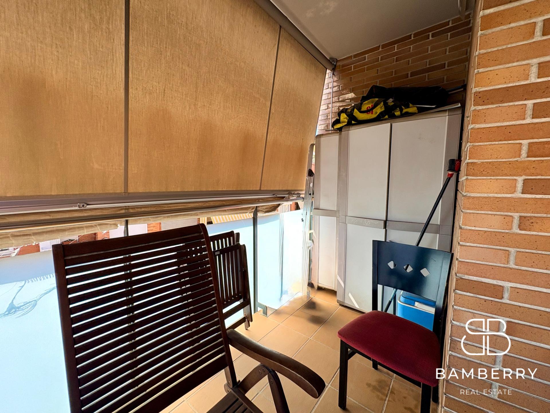 PISO DE 3 HABITACIONES CON 2 BALCONES EN CASTELLDEFELS | FINCA SEMINUEVA CON ASCENSOR-18