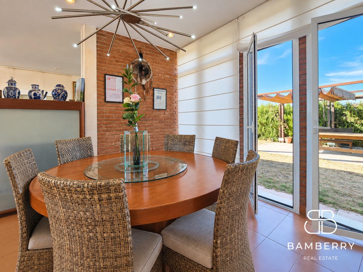 CASA CON JARDÍN, PISCINA Y DOS ESPACIOS DE VIVIENDA EN LLIÇÀ D’AMUNT-9