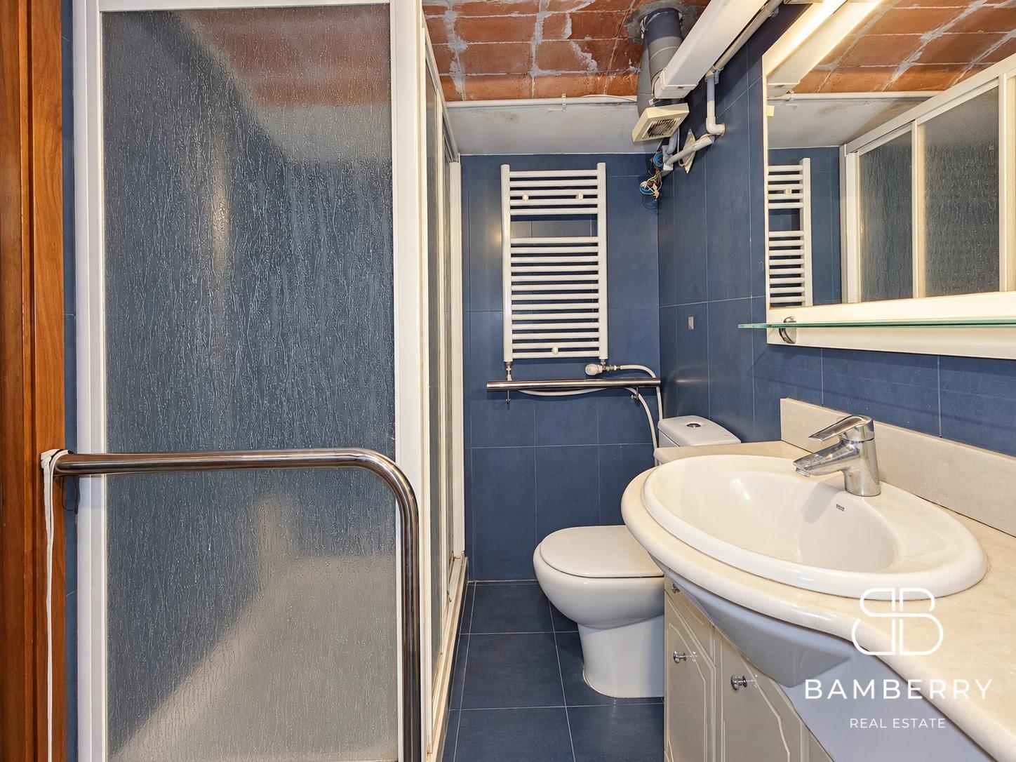CASA CON JARDÍN, PISCINA Y DOS ESPACIOS DE VIVIENDA EN LLIÇÀ D’AMUNT-43
