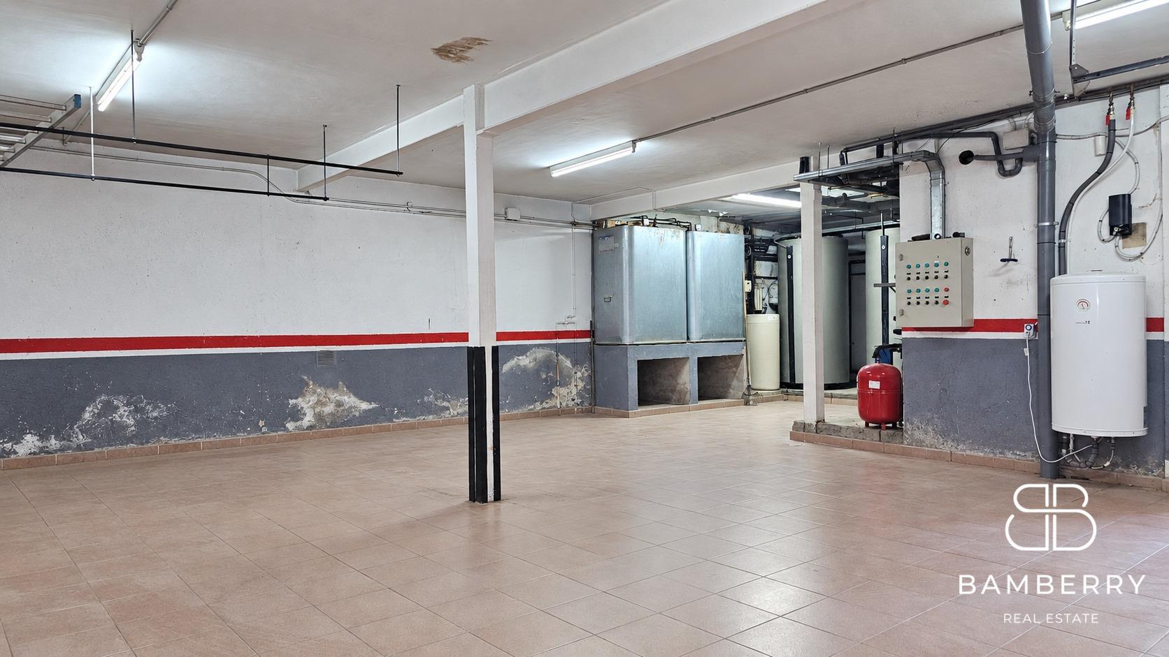 CASA CON JARDÍN, PISCINA Y DOS ESPACIOS DE VIVIENDA EN LLIÇÀ D’AMUNT-50