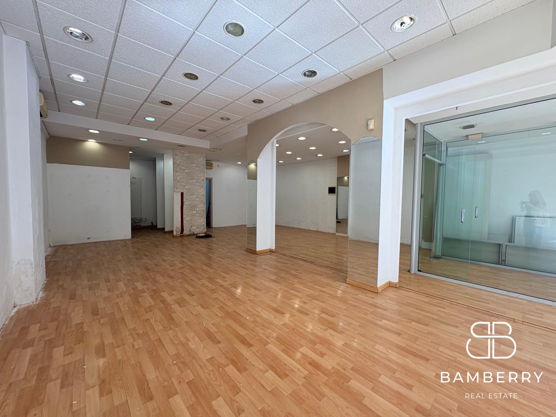 LOCAL COMERCIAL EN EL CENTRO DEL PRAT DE LLOBREGAT-4