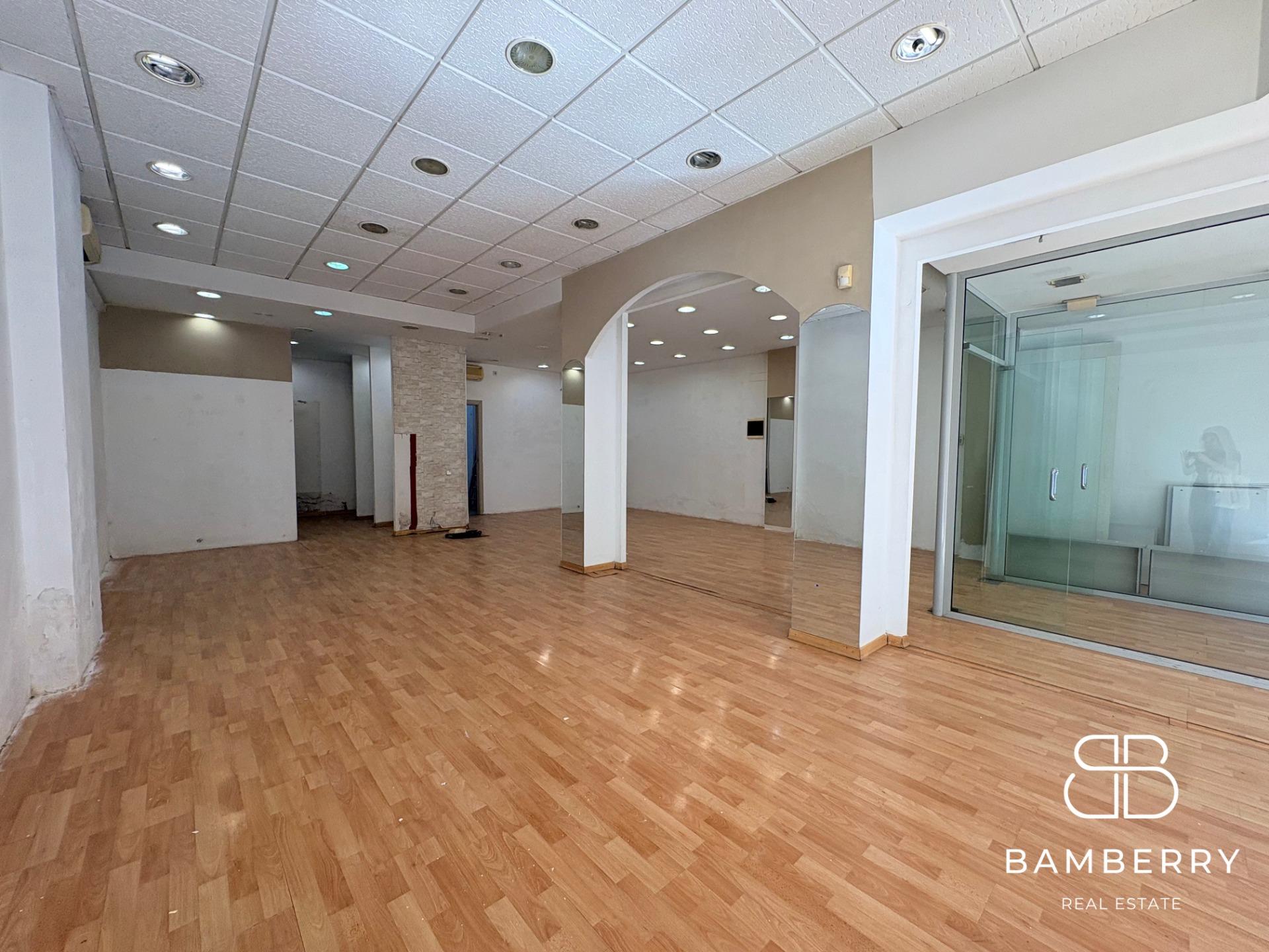 LOCAL COMERCIAL EN EL CENTRO DEL PRAT DE LLOBREGAT-5