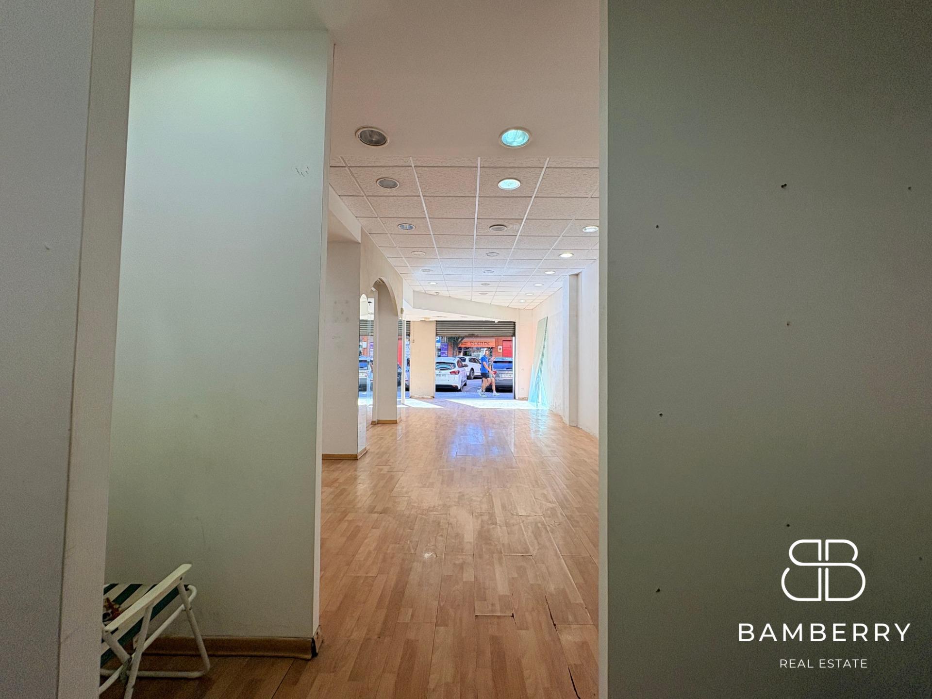 LOCAL COMERCIAL EN EL CENTRO DEL PRAT DE LLOBREGAT-8