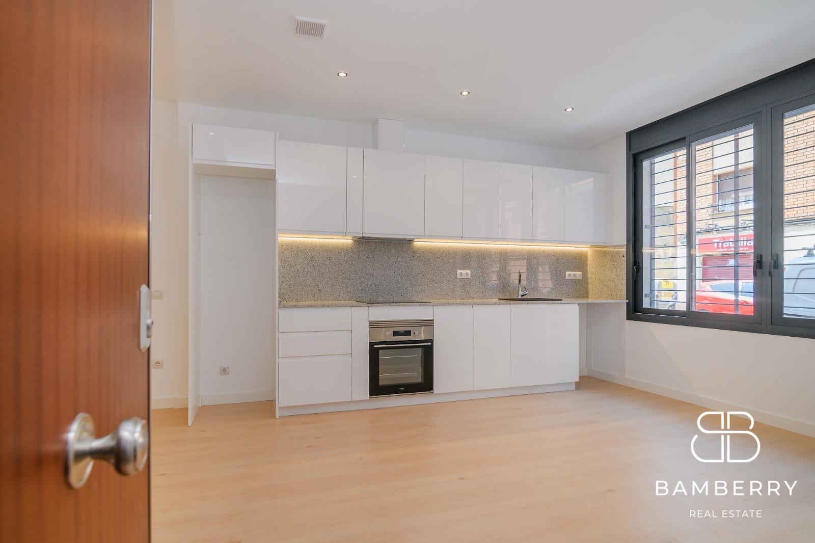 CHARMING 1-BEDROOM LOFT IN SANT BOI DE LLOBREGAT-1